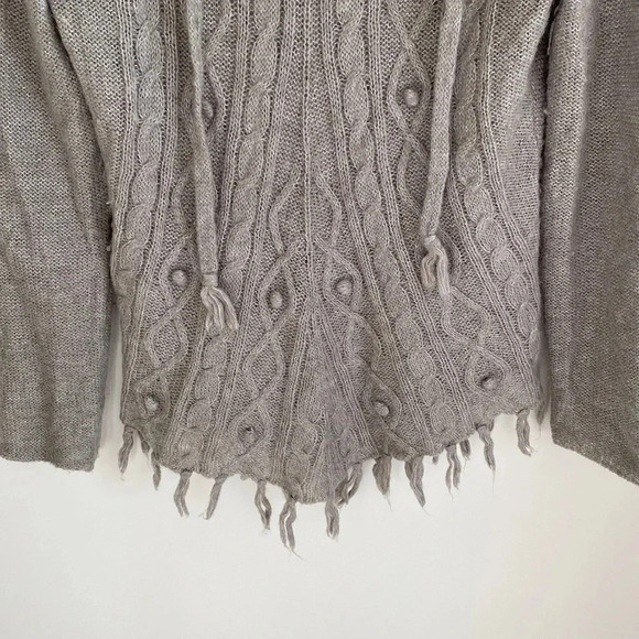 Prana Gray wool blend Cable Knit Wool Blend Fringe knit long sleeve Sweater top - Picture 4 of 10